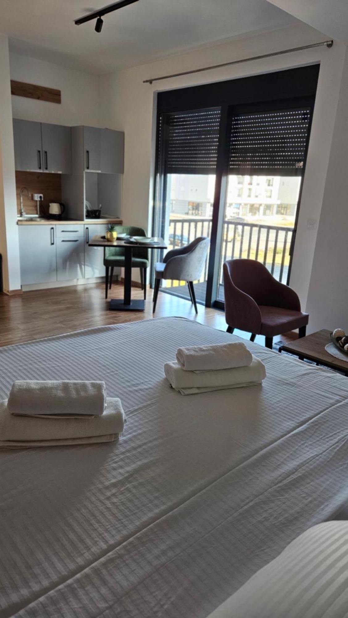 Podgorica Apartments Planet 外观 照片