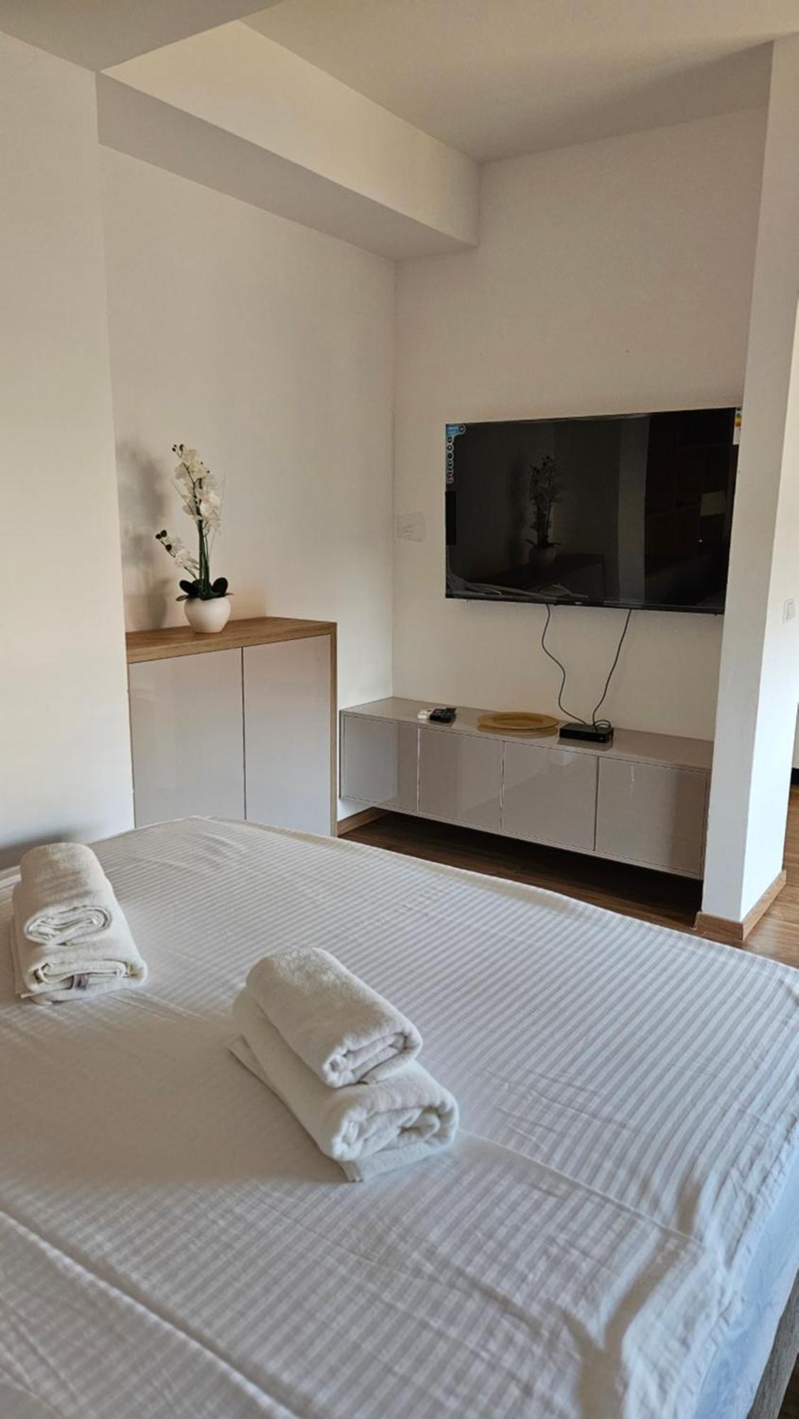 Podgorica Apartments Planet 外观 照片
