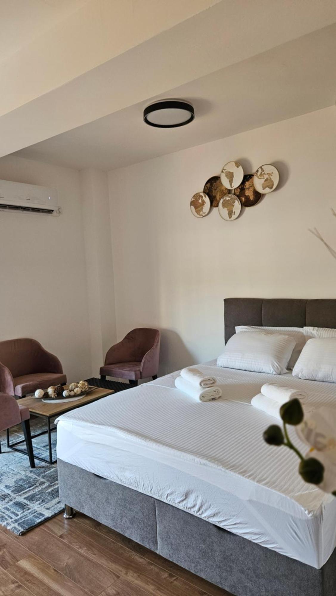 Podgorica Apartments Planet 外观 照片